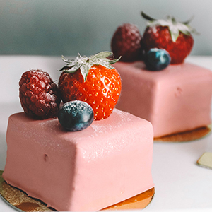 gateaux-fraise-cassis.jpg